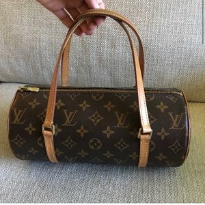 100% Authentic Louis Vuitton Papillon purse